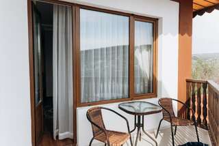 Гостевой дом Алие Бахчисарай Номер Делюкс с кроватью размера «king-size»-1