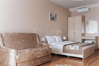 Гостевой дом Алие Бахчисарай Люкс с видом на горы-9